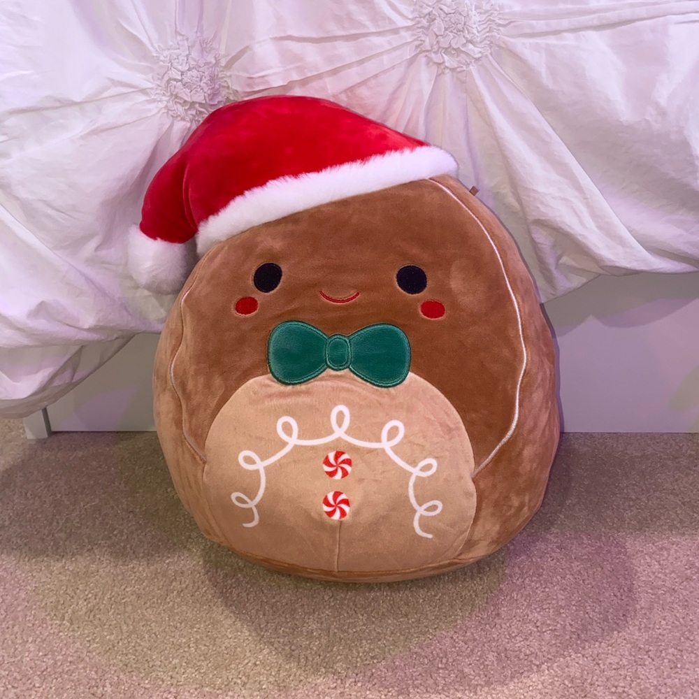 gingerbread squishmallow
